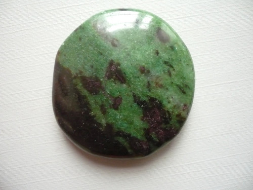 Placka - rubín zoisit 43 mm, č.922f — foto 3