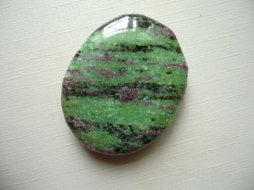 Placka - rubín zoisit 41 mm, č.867f — foto 2