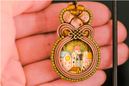Soutache náušnice "Čarovná dedinka" — foto 4