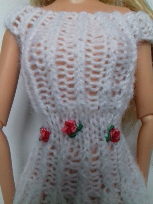 Šatičky pro Barbie č. XII — foto 2