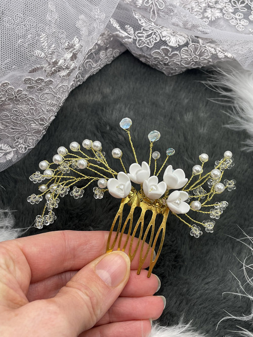 Zdobený hřebínek Crystal — foto 2