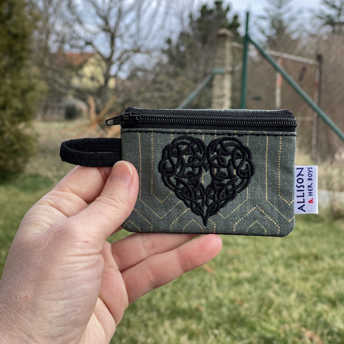 Kapsička mini s keltským srdcem — foto 4