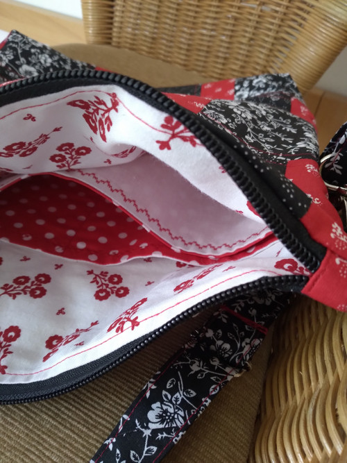 Crossbody 50 Červená a černá 3 — foto 4