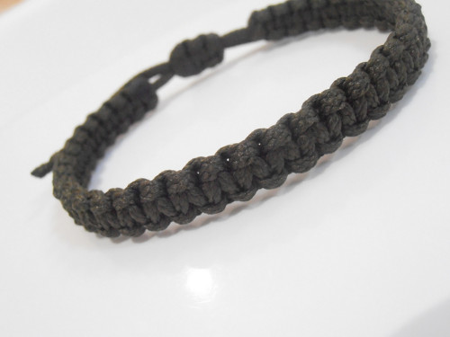 *Khaki náramek - macramé (Unisex)* — foto 4