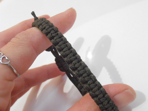 *Khaki náramek - macramé (Unisex)* — foto 5
