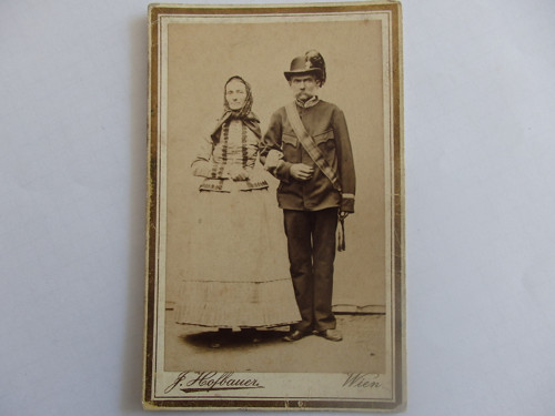 Der Gendarm se ženou - kabinetka — foto 2