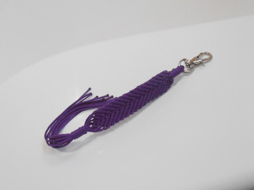 *Klíčenka/Přívěsek na klíče (macramé)* — foto 2