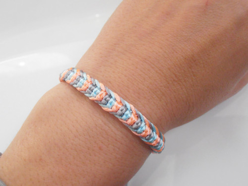 *Macramé barevný náramek - Unisex* — foto 3