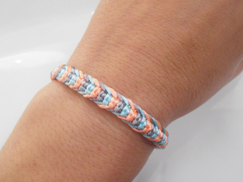 *Macramé barevný náramek - Unisex* — foto 4