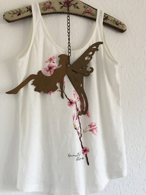 Sakura právě kvete — foto 3