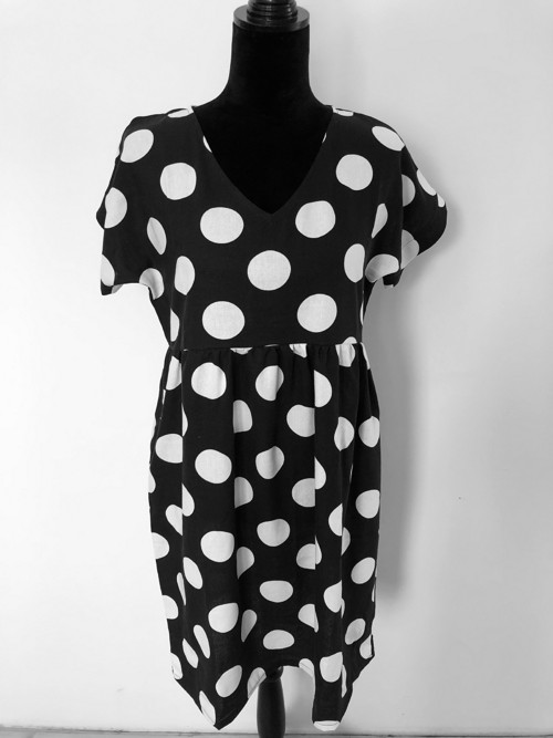 Šaty s řasenou sukní DOTS — foto 3