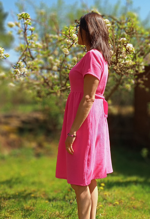 Šaty Hanny sytě růžové — foto 5