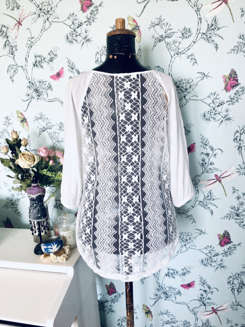 Halenka boho z krajky richelieu — foto 3