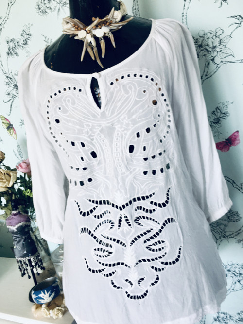 Halenka boho z krajky richelieu — foto 2