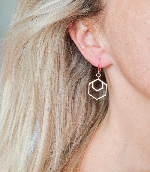 Ocelové náušnice*hexagony*rosegold — foto 4