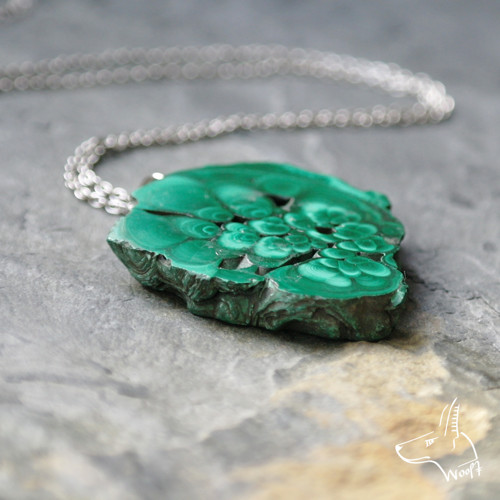 Malý malachitový talisman — foto 3