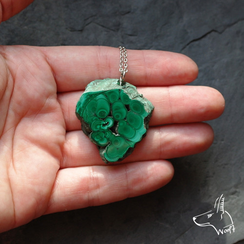 Malý malachitový talisman — foto 5