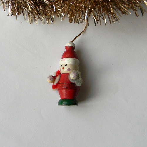 Vánoční dřevěná figurka — foto 2