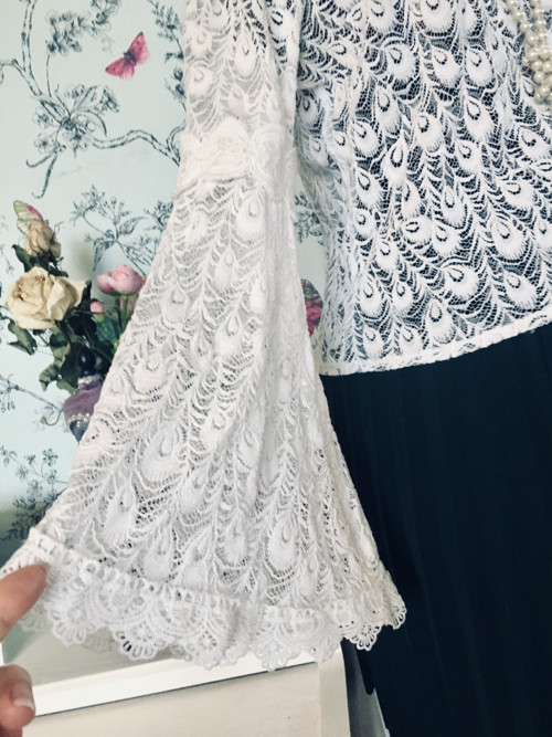 Halenka v krajkoví, historický look — foto 3