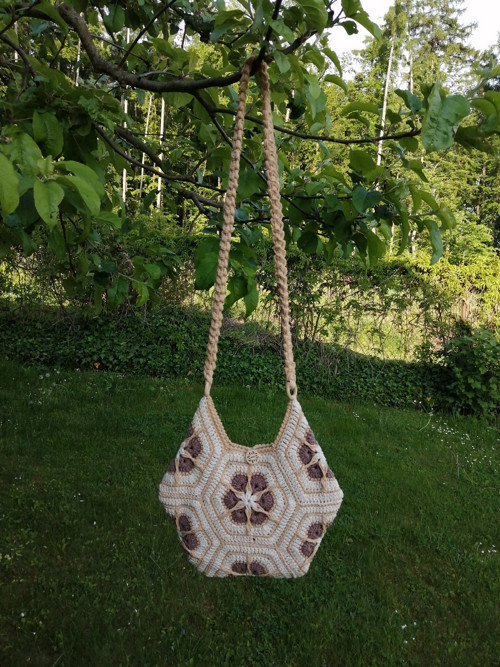 Háčkovaná taška — foto 2