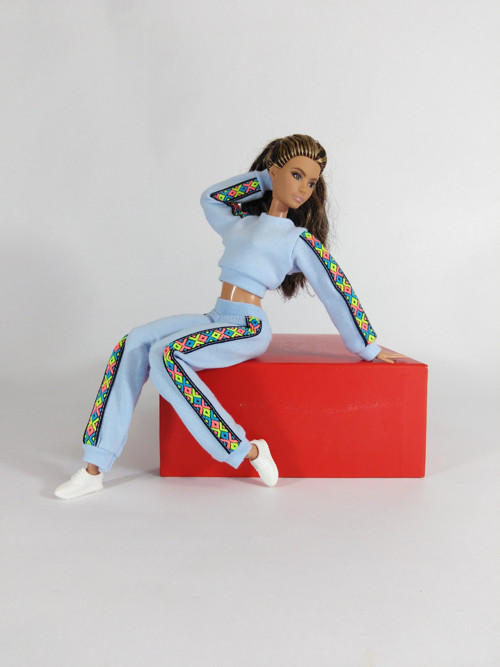 Barbie mikina krátká č-8 — foto 2