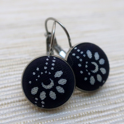 Buttonkové náušnice z modrotisku *na objednávku — foto 4