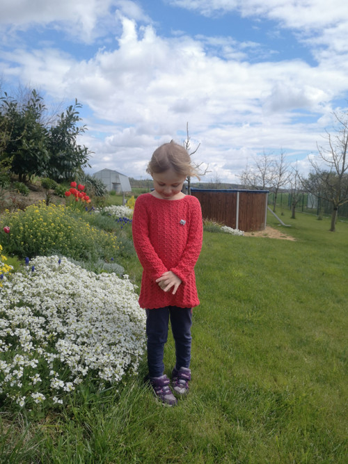 Delší svetr červený — foto 3
