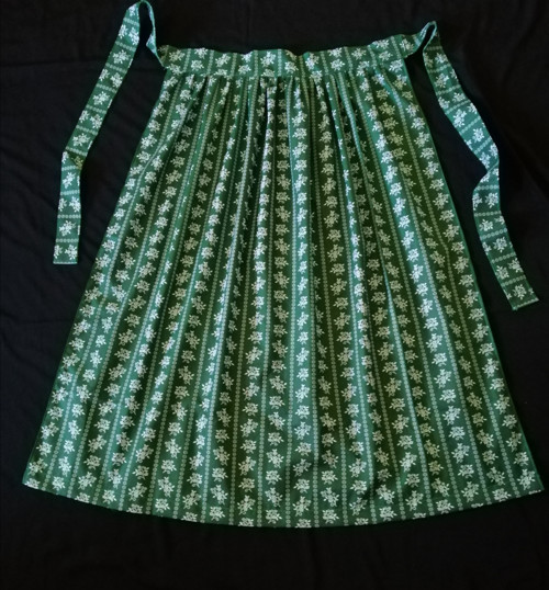 Zástěrka, zástěra ke kroji, folklor. — foto 3