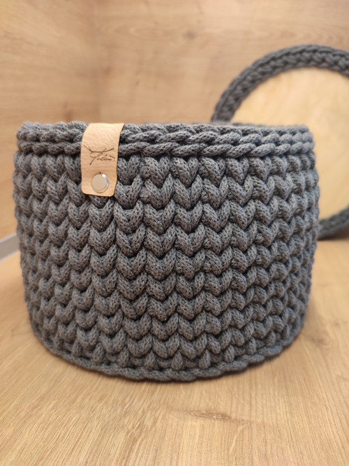 Háčkovaný košík s dřevěným dnem *20cm* — foto 2