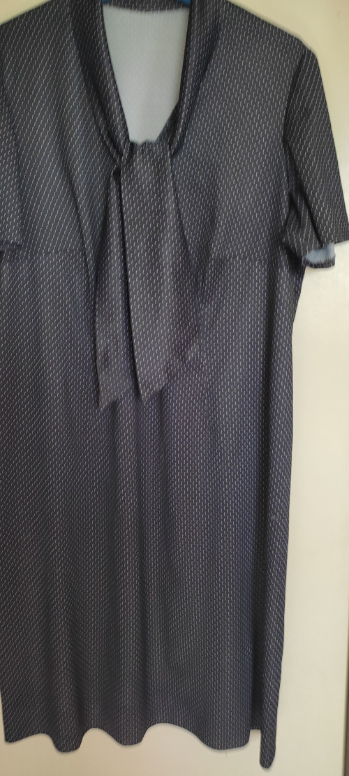 Krásné retro elegantní šaty — foto 2