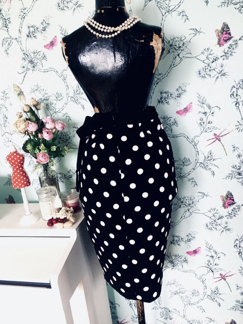 Sukně pencil black and white dots — foto 5