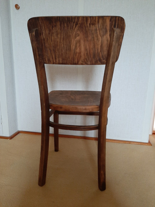 Klasická židle o renovaci — foto 3