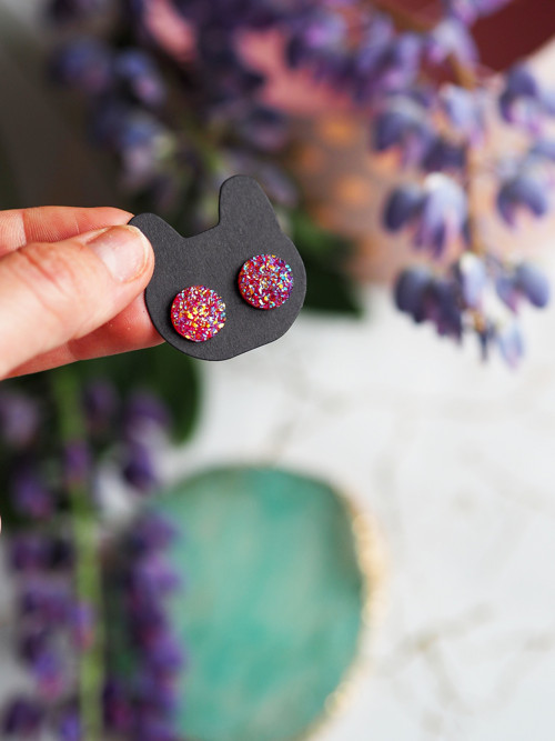Glitter červené náušnice pecky třpytivé — foto 2