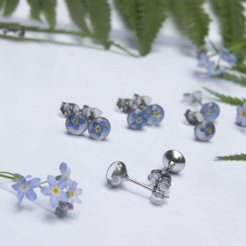 Pomněnkové mini náušnice 6 mm — foto 4