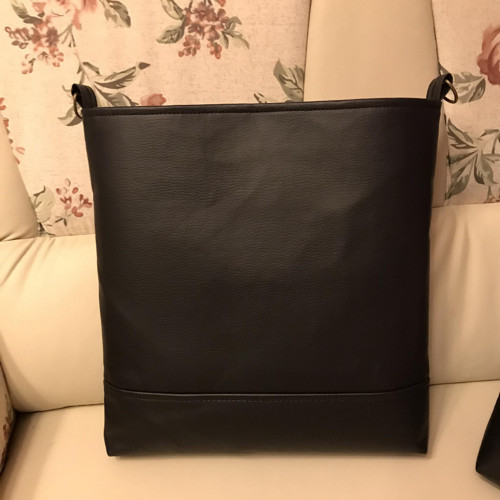 Crossbody kabelka pin up — foto 4