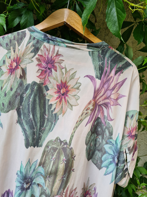 Exotika na léto, halena oversized — foto 2