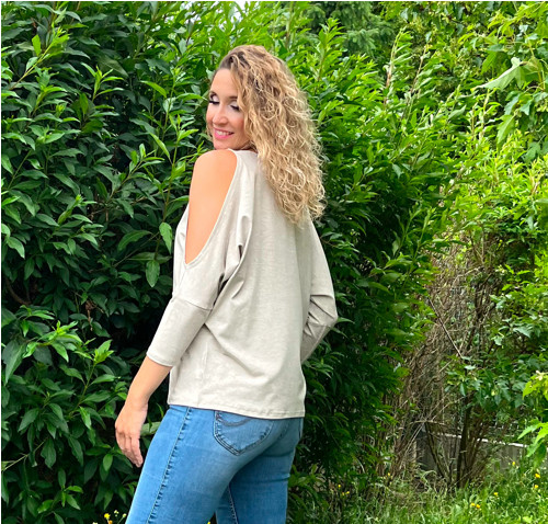 Béžová tunika volná ramena — foto 3