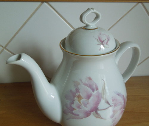 Retro porcelánová konvice — foto 3