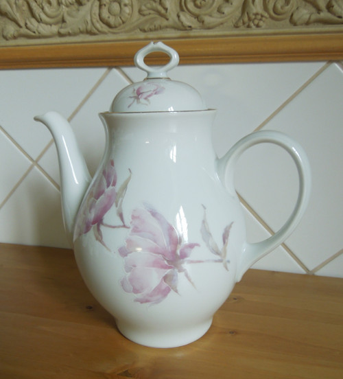 Retro porcelánová konvice — foto 2