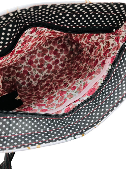 Crossbody - růže v bílé — foto 3