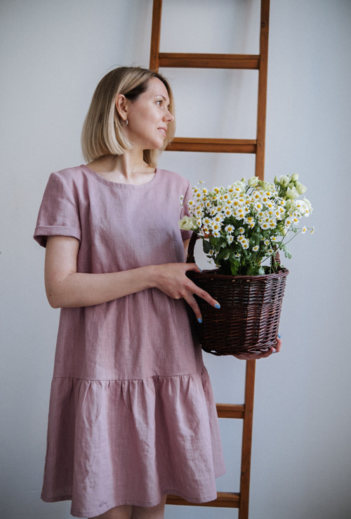 Dámské lněné šaty. — foto 4