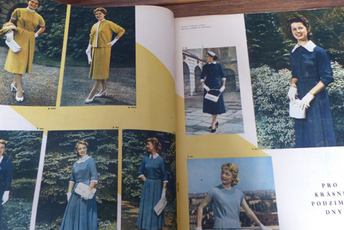 Časopis Žena a móda, číslo 8/1956 — foto 3