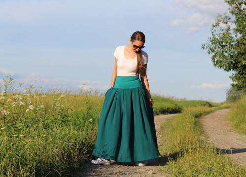 Maxi tyrkysová skladaná — foto 4