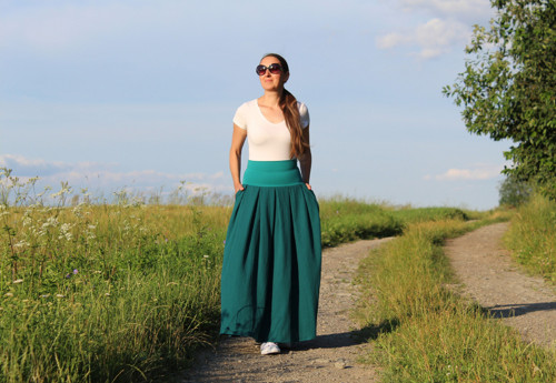 Maxi tyrkysová skladaná — foto 5