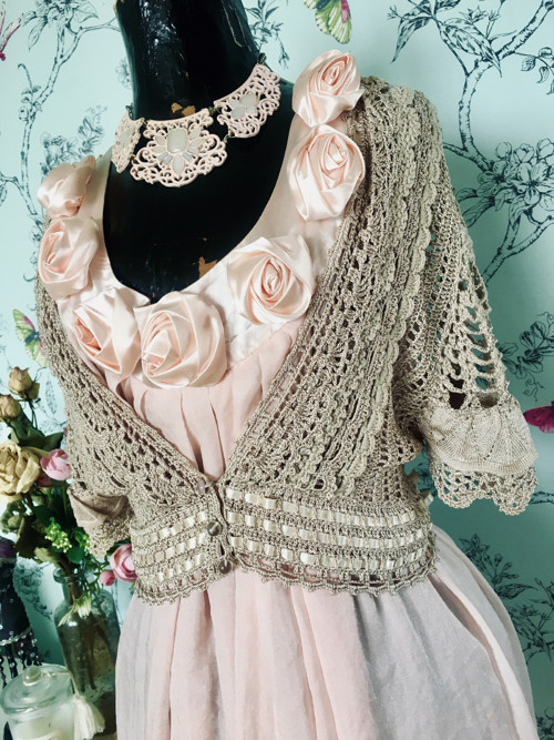 Háčkované boho bolerko, starožitný look — foto 2