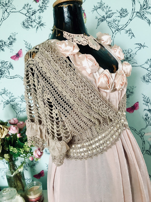 Háčkované boho bolerko, starožitný look — foto 3