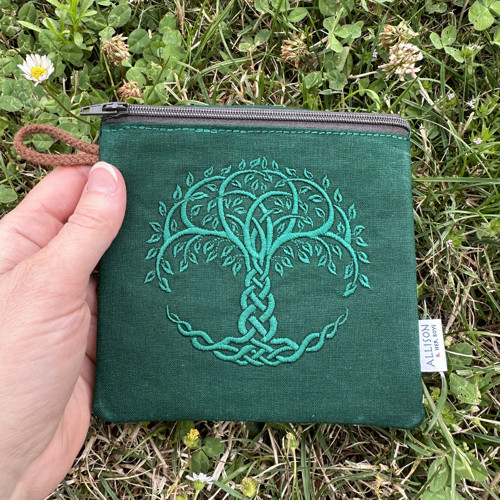 Kapsička velká Strom Yggdrasil — foto 5