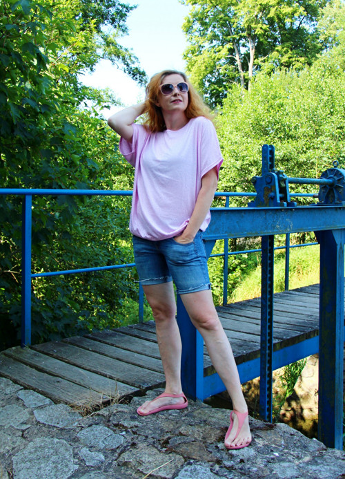 UNI růžové pocákané — foto 3