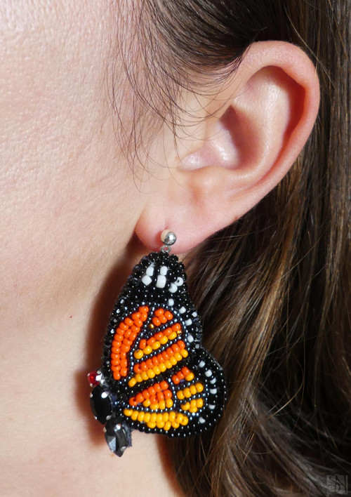 Šité handmade náušnice motýle monarch — foto 3