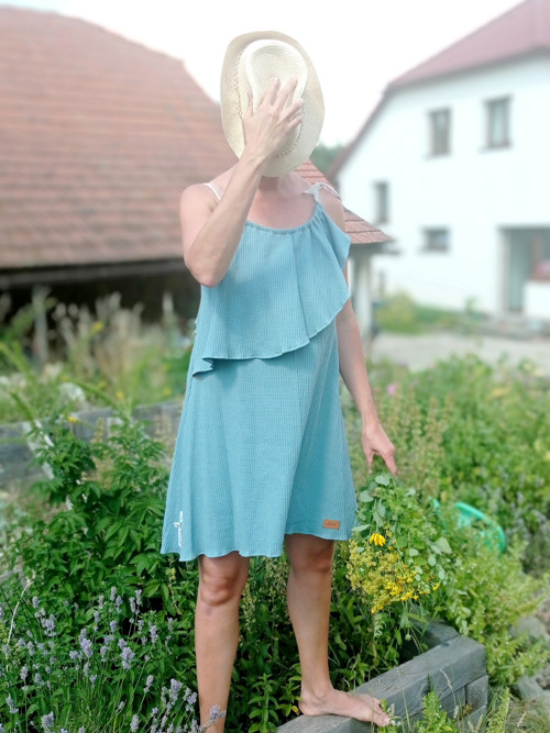 Dámské šaty z vafloviny — foto 3